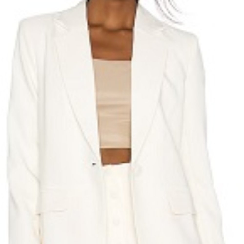 Arielle Blazer